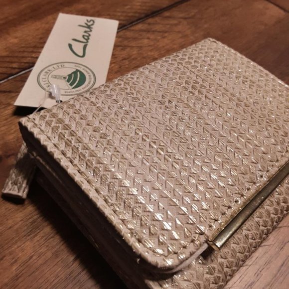 Clarks Leather Woman's Wallet - Picture 2 of 5